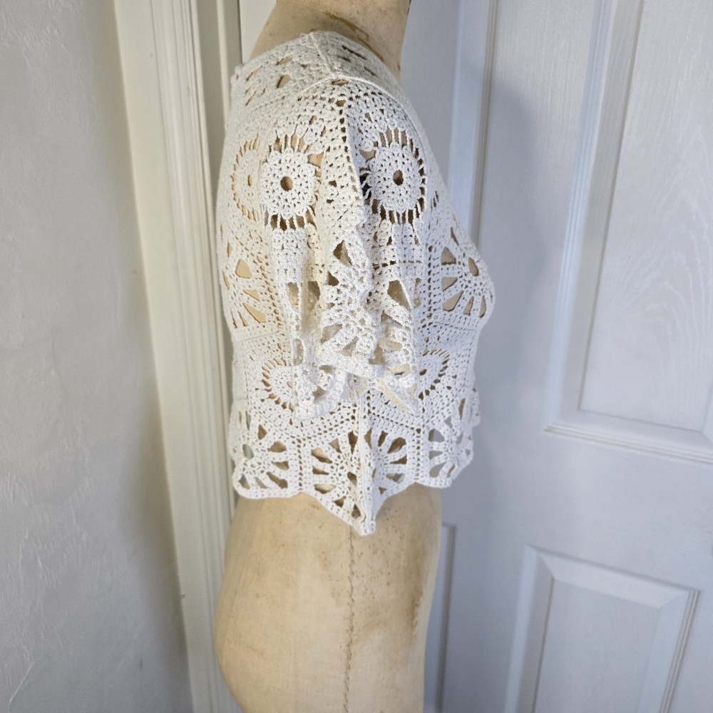 Rebellion Off‎ White Crochet Womens Short Sleeve Top XS - Picture 3 of 9